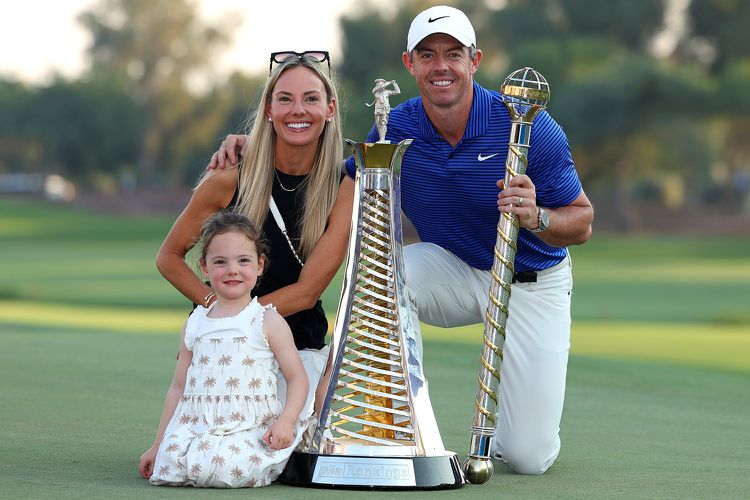 Rory-mcllroy-ben-cup-vo-dich