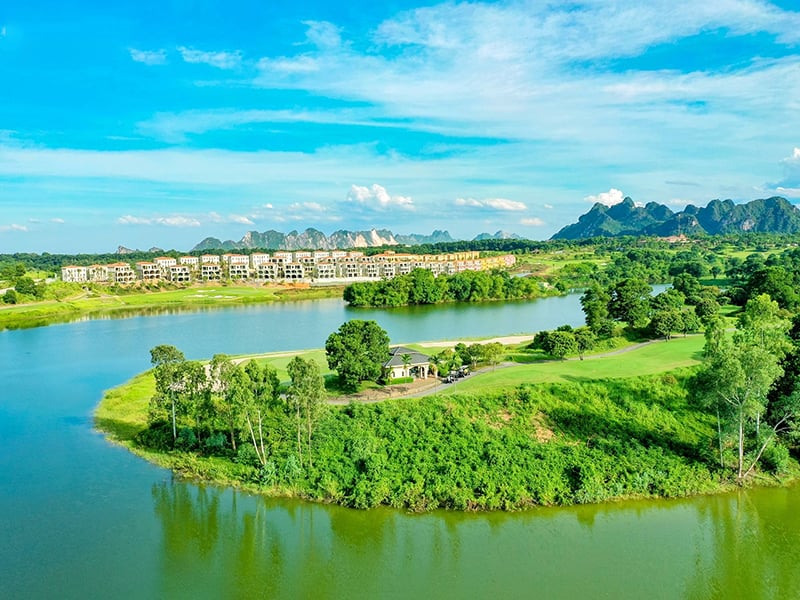 sky lake resort lake