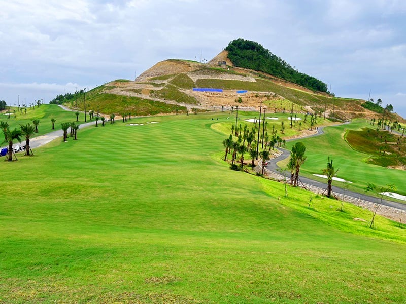 stone-highland-valley
