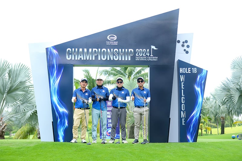 tan-so-nhat- golf-course-championship
