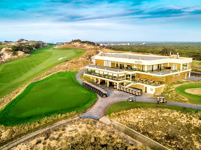 Toàn cảnh sân golf Hồ Tràm