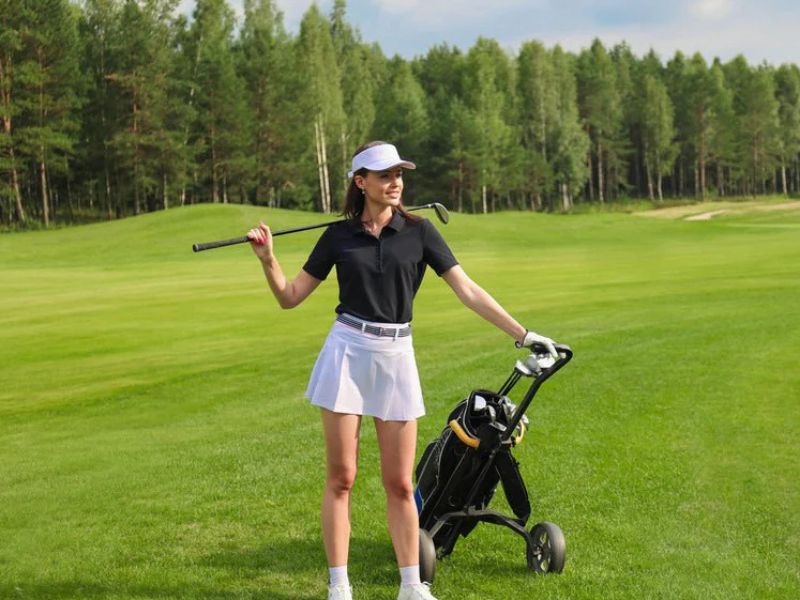 nhung-ly-do-khien-thoi-trang-golf-nu-tro-thanh-xu-huong-moi