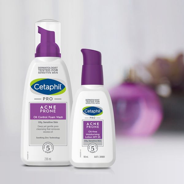 Sữa rửa mặt Cetaphil Pro Acne