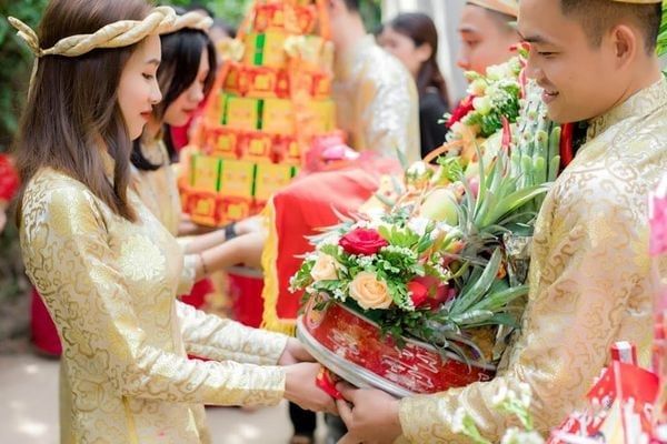 Thủ tục dạm ngõ – Bước đầu quan trọng trong nghi thức cưới hỏi truyền thống