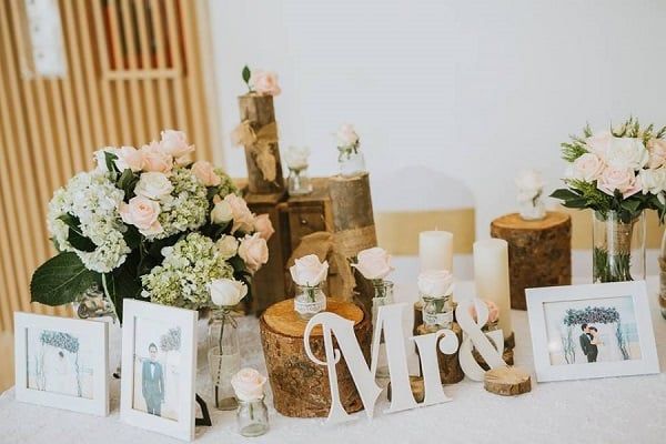 giá trang trí tiệc cưới mới nhất