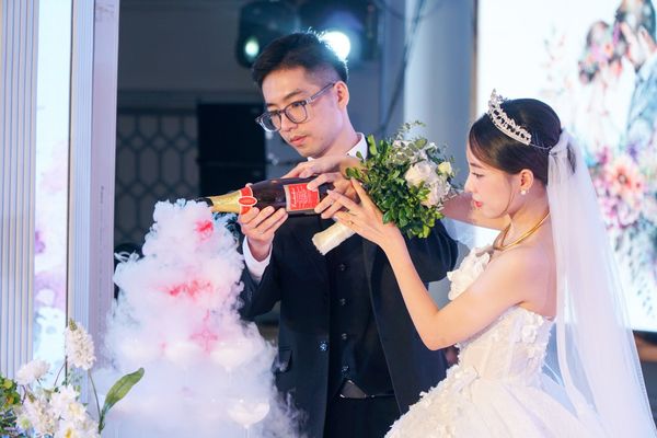 Chi phí tổ chức tiệc cưới giá ưu đãi