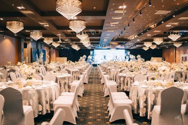 khám phá kinh nghiệm lựa chọn địa điểm tổ chức tiệc cưới