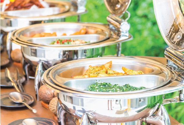 Tiết kiệm thời gian tổ chức với tiệc lưu động tại điểm