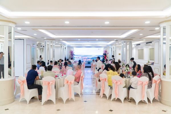 chọn địa điểm cho ngày tổ chức tiệc báo hỷ