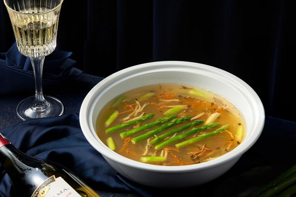 Gợi ý thực đơn tiệc cưới ngon sang trọng phù hợp ngân sách cho đám cưới