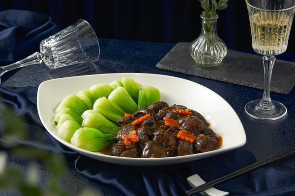 Gợi ý thực đơn tiệc cưới ngon sang trọng