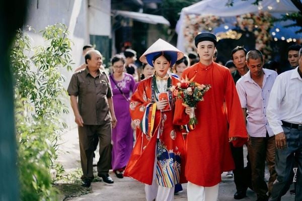 lễ dón dâu trong thủ tục cưới hỏi truyền thống ở 2 miền Nam Bắc