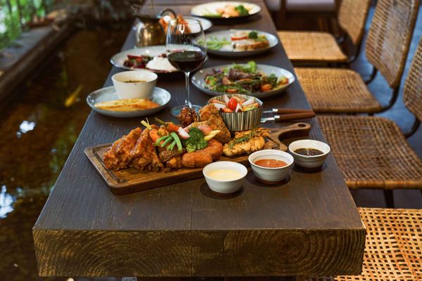 thực đơn tiệc cưới sang trọng cao cấp