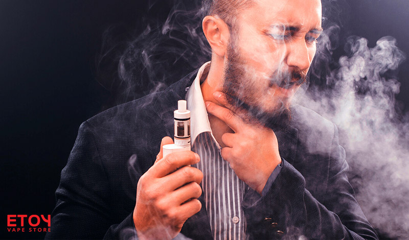 Ho sau khi vaping có thể là do nicotine hoặc chưa quen với lượng khói nhiều của vape