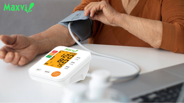 Hướng dẫn cách sử dụng máy đo huyết áp đeo tay chuẩn xác nhất tại nhà