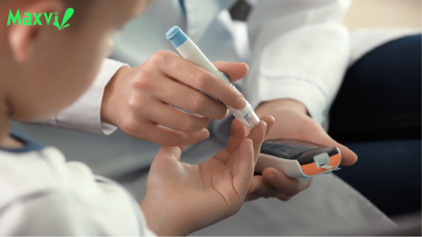 Những điều cần biết khi sử dụng máy test đường huyết cho trẻ em
