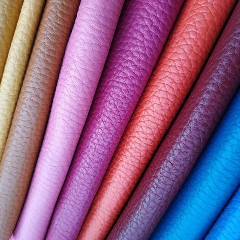 8 Đặc Điểm Giúp Bạn Nhận Biết Da Thật và Da Giả