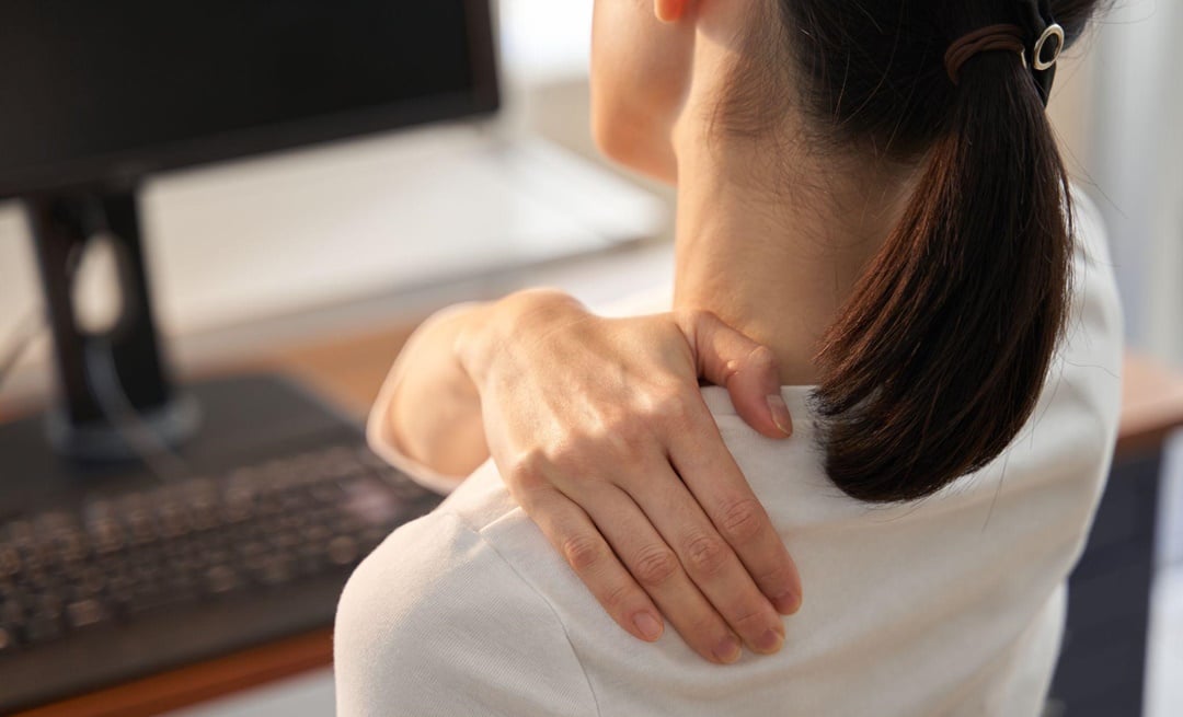 5 bí kíp bảo vệ sức khỏe cho dân văn phòng