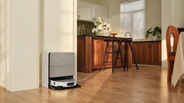 Trạm sạc tự đổ rác thông minh của Roborock: Giải pháp tiện lợi cho việc dọn dẹp