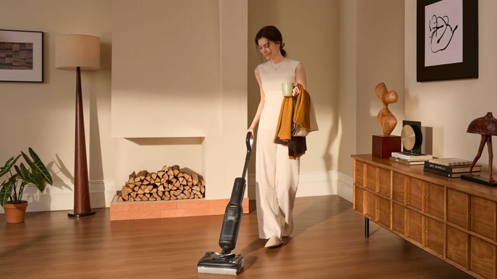 F25 được trang bị động cơ mạnh mẽ để làm sạch hiệu quả