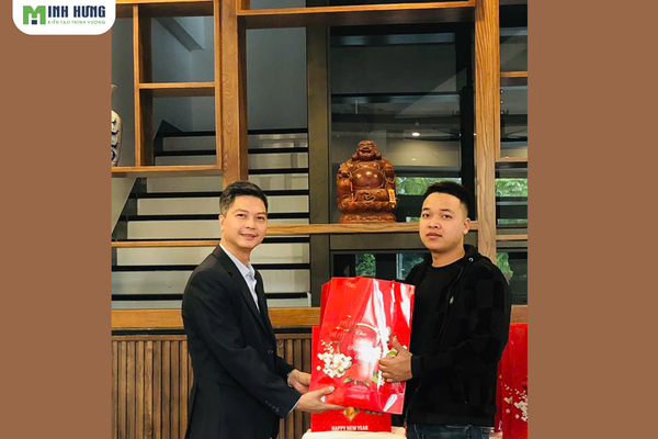 tat-nien-ron-rang-han-hoan-don-tet-cung-cong-ty-tnhh-tm-dv-minh-hung