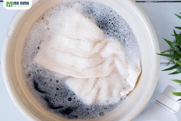 cach-giat-tat-nam-dung-cach-sach-se-ben-lau-thom-tho