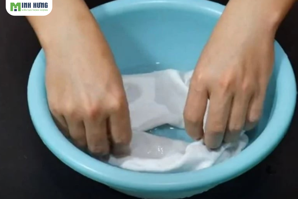 luu-ngay-top7-meo-di-tat-nam-dung-cach-giup-ban-luon-tu-tin-va-khong-lo-mui-hoi