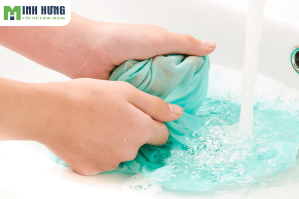 huong-dan-giat-do-boi-dung-cach-khong-bi-mat-phom