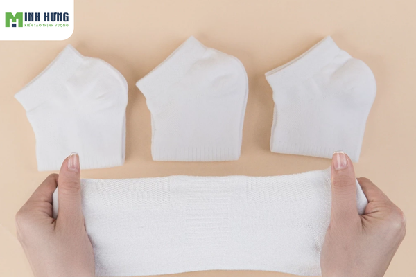 tat-co-ngan-nu-emax-phu-kien-phoi-duoc-voi-moi-phong-cach-cua-phai-nu