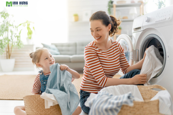 bo-tui-ngay-meo-giat-va-phoi-quan-ao-nhanh-kho-trong-ngay-nom-am