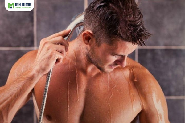 nam-gioi-co-nen-mac-quan-lot-khi-ngu-bao-ve-suc-khoe-nam-gioi