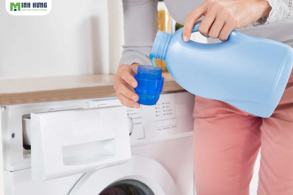 bo-tui-ngay-top-6-cach-giat-ao-thun-nam-dung-cach-de-ao-luon-ben-dep