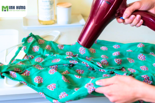 bo-tui-tips-la-phang-ao-thun-bi-nhan-cap-toc-khong-can-ban-la