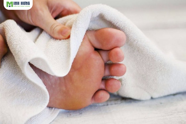 luu-ngay-top4-meo-xu-ly-mui-hoi-tu-tat-chan-vo-cung-don-gian