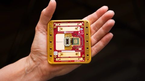 Microsoft triển khai trạng thái vật chất mới trong con chip điện toán lượng tử đầu tiên