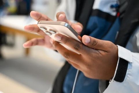 Apple ra mắt tích hợp ChatGPT với Siri