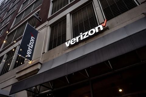 AT&T và Verizon cho biết các mạng của họ vẫn an toàn sau khi bị tin tặc liên kết với Trung Quốc tấn công