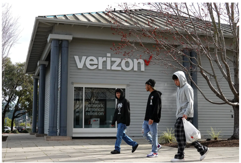 Cả nước “bị mất sóng”: Hơn 100.000 người dùng Verizon không thể gọi điện, nhắn tin sáng thứ Hai