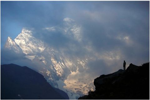 Everest: Những chiếc drone đầu tiên sẽ gánh giúp gánh nặng cho sherpa