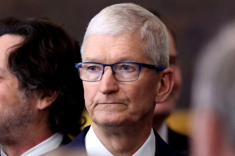 Tim Cook “Khi lời thì thầm với Trump” không còn hiệu nghiệm