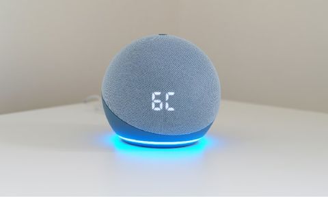 Amazon công bố những câu hỏi được Alexa hỏi nhiều nhất tại Anh năm 2024