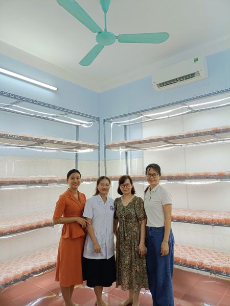 KHAI TRƯƠNG MÔ HÌNH NUÔI TRỒNG ĐÔNG TRÙNG HẠ THẢO TẠI BỆNH VIỆN Y DƯỢC CỔ TRUYỀN VĨNH PHÚC