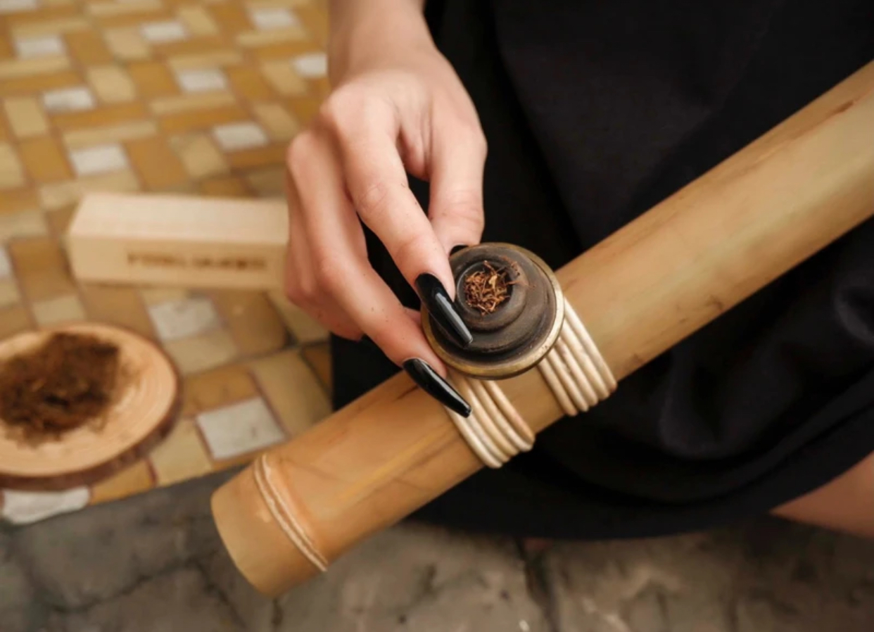 Điếu cày handmade – Tinh hoa từ làng nghề Việt