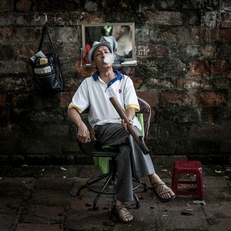 Hút thuốc lào có hại không? Những hiểu lầm phổ biến