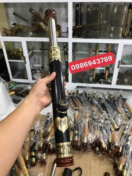Chọn điếu cày theo chất liệu – nên mua gỗ, sứ hay inox?