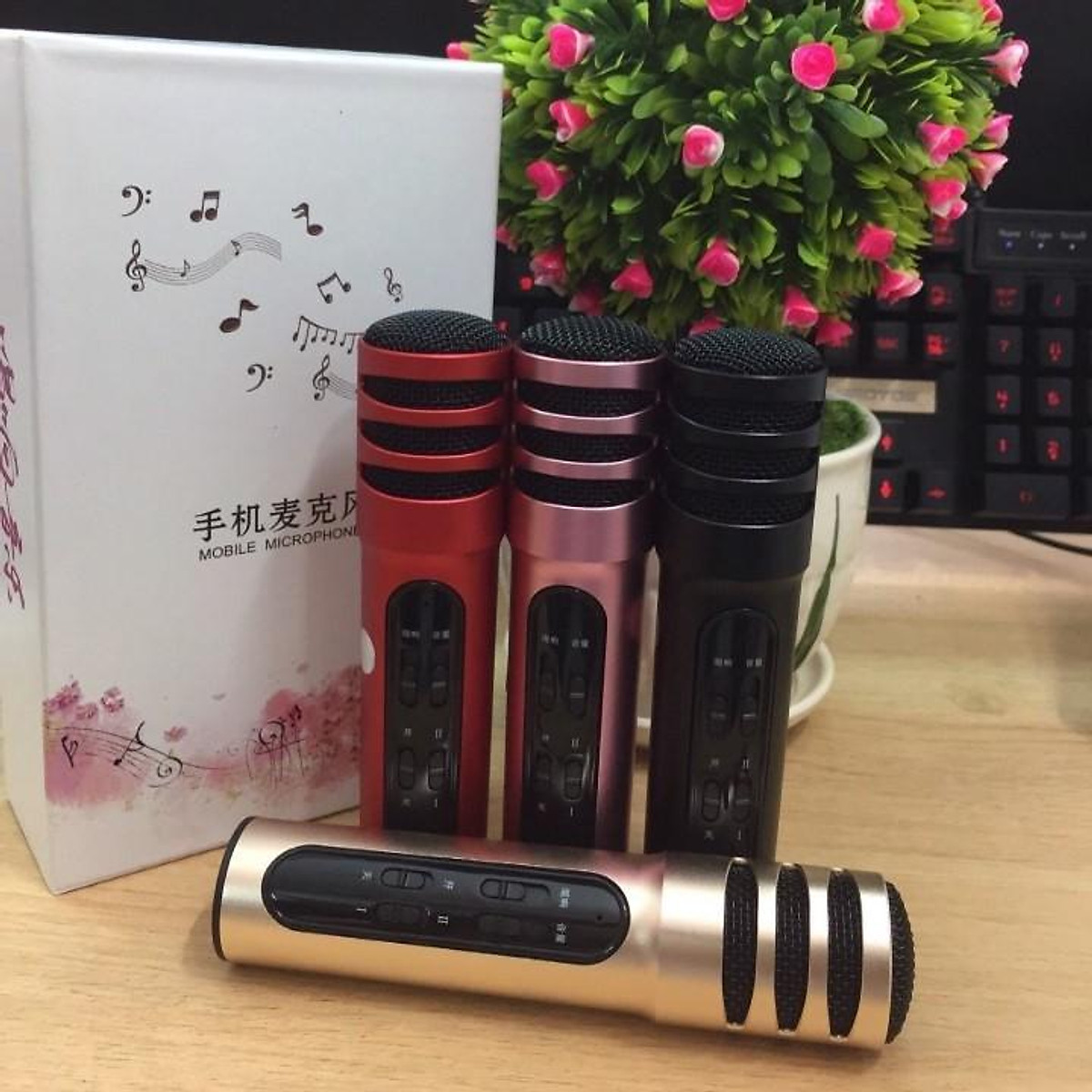 Giá micro livestream C7 là bao nhiêu?
