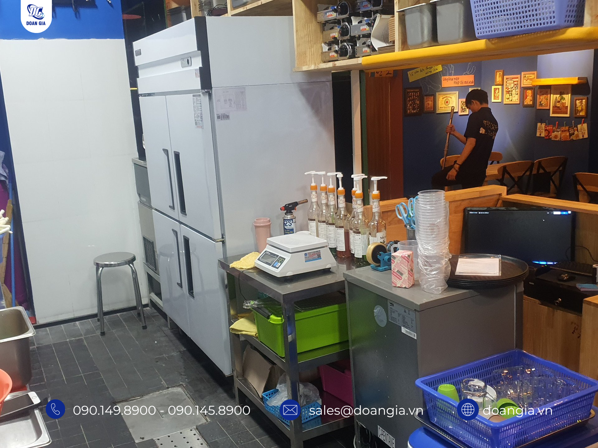 tủ lạnh công nghiệp 4 cánh