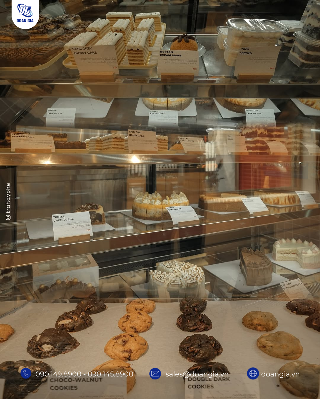 tủ trưng bày bánh