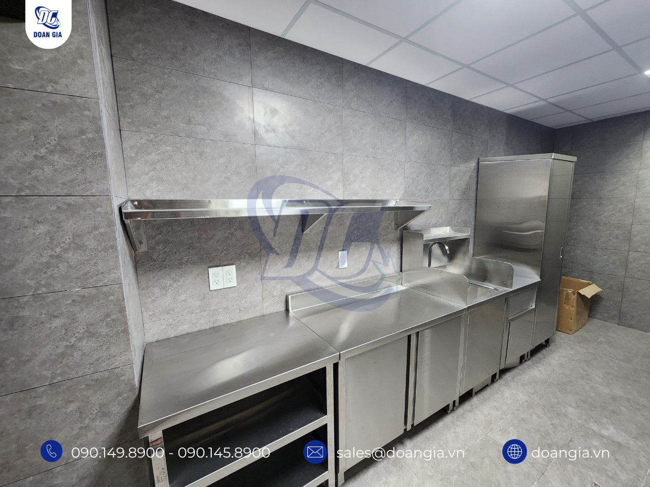 thiết bị bếp inox công nghiệp