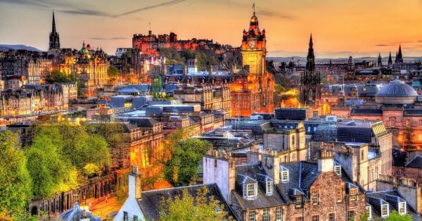Edinburgh - Địa điểm tham quan tuyệt vời khi du lịch Anh Quốc